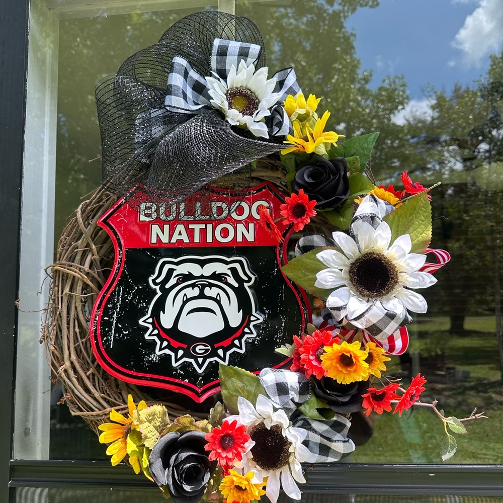 Bulldog Nation Floral Wreath